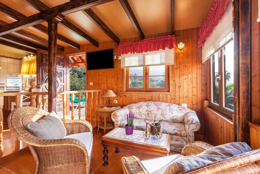 Televízia a/alebo spoločenská miestnosť v ubytovaní Casa Victor - Apartment Antonio