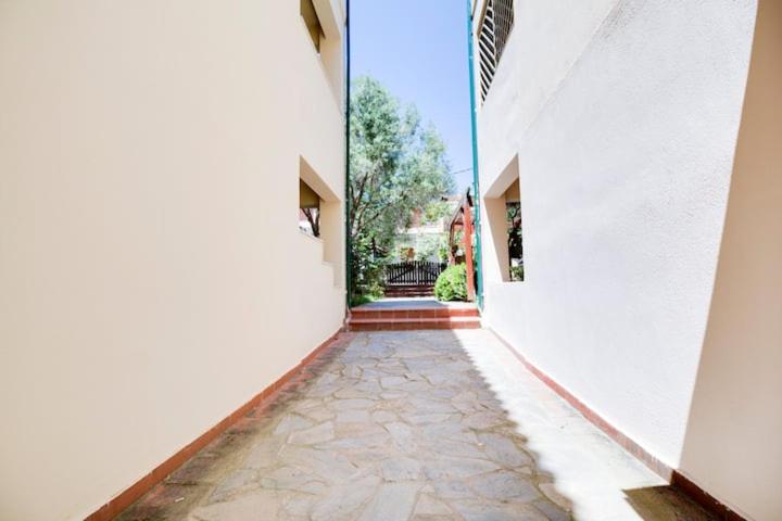 Fotografia z galérie ubytovania 3 Bedrooms cozy Villa- 150m from the beach! v destinácii Pefkohori