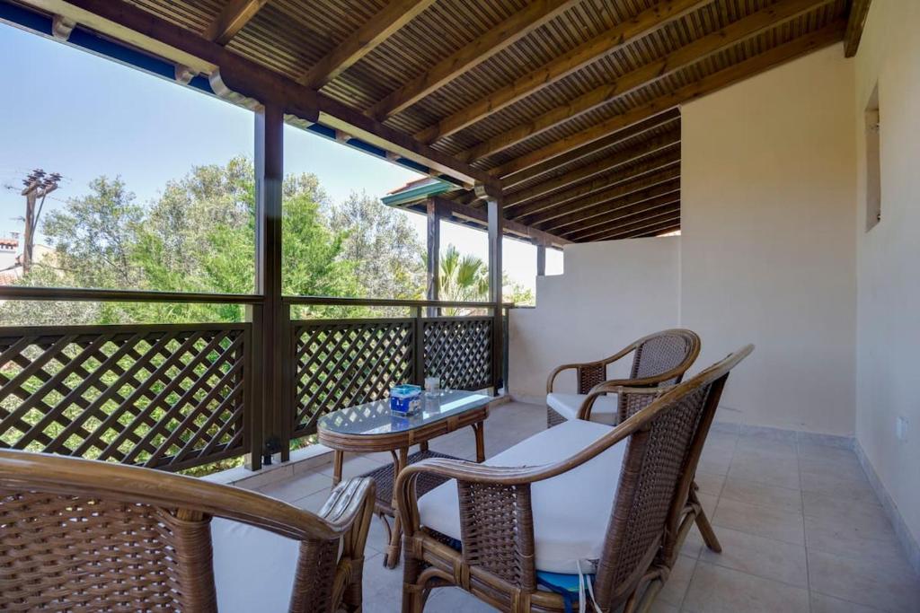 Fotografia z galérie ubytovania 3 Bedrooms cozy Villa- 150m from the beach! v destinácii Pefkohori