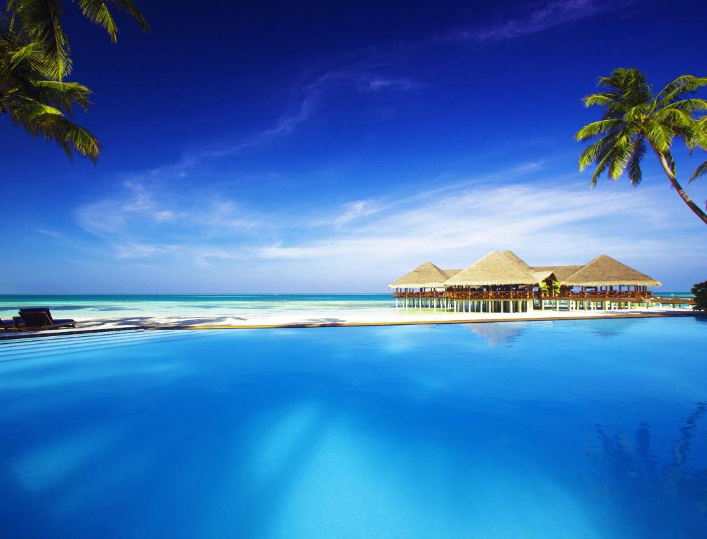Medhufushi Island Resort - View 37