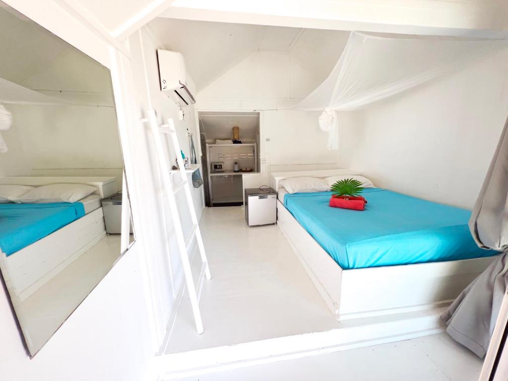 Sea Love Beach Bar & Bungalows - 19