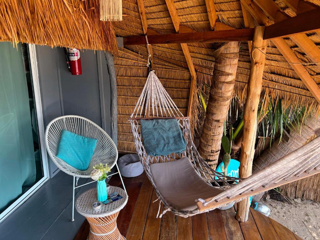 Sea Love Beach Bar & Bungalows - 16