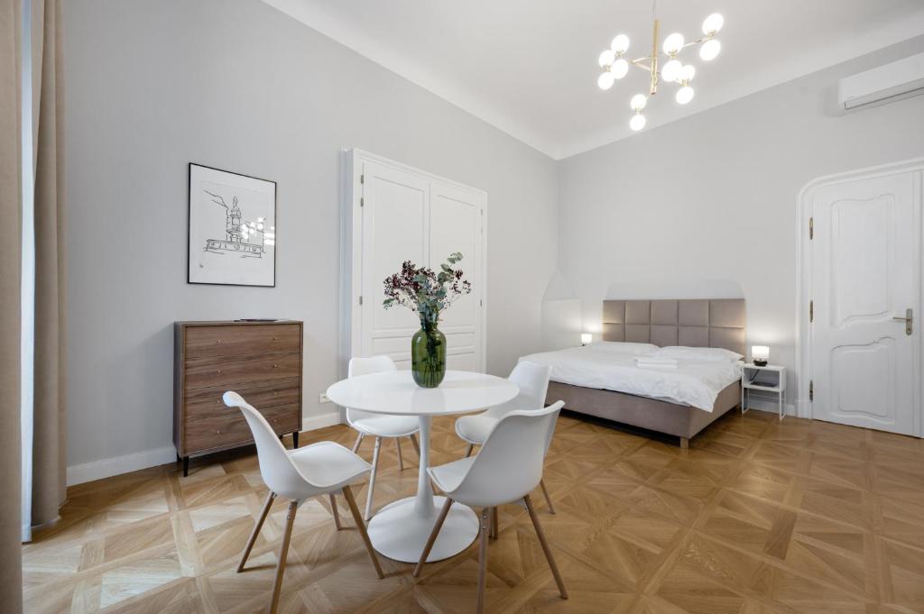 
Superior Apartment 110
