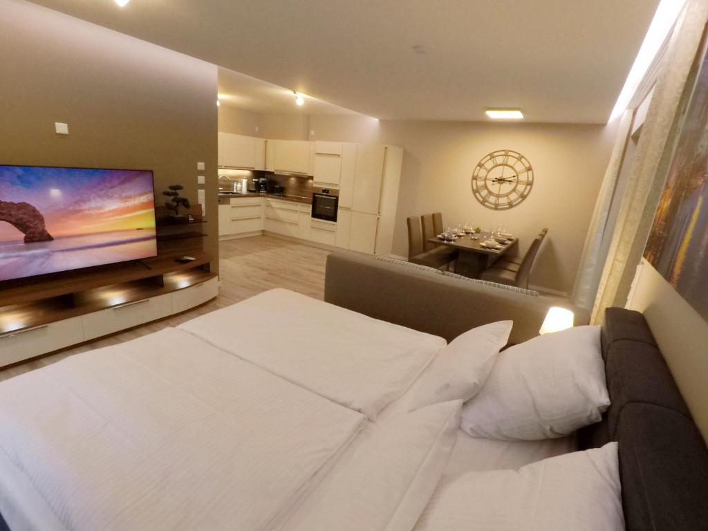 -Neubau- 68 qm 2-Zimmer-Wohnung - 11