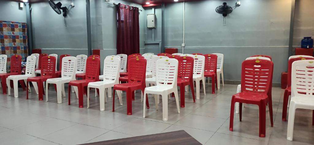 Posezení v ubytování Hotel Royal Chautari, Butwal