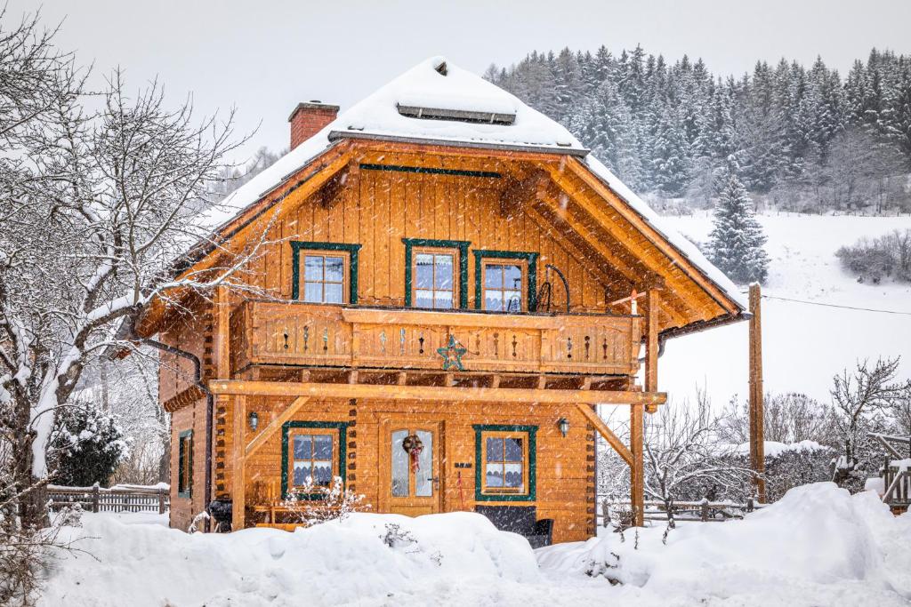 Bergchalet am Tonimörtlhof durante el invierno