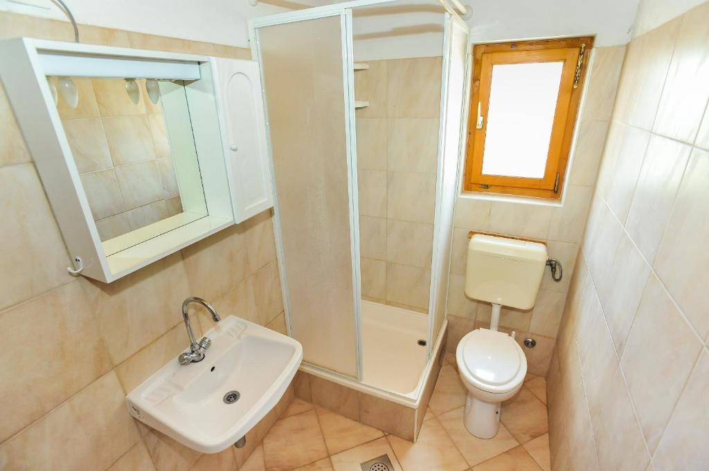Kúpeľňa v ubytovaní Apartment Tome Diklo