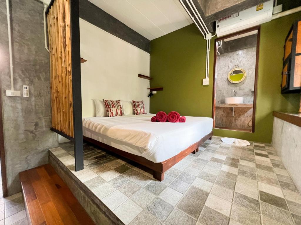 Aonang Third Place Hometel - 1