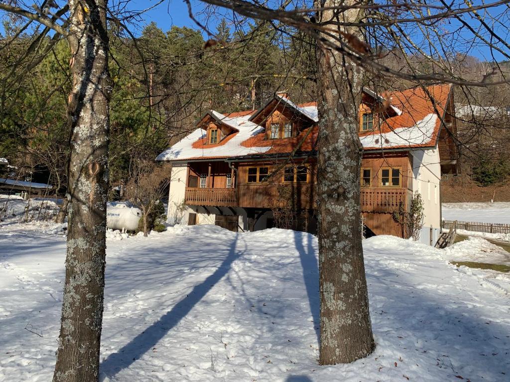 House Alpine Rose - Vakantiehuis