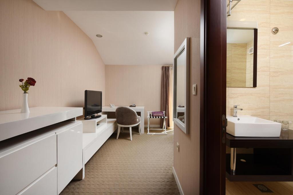 Galerija fotografija objekta Family Hotel Zanè u Pagu