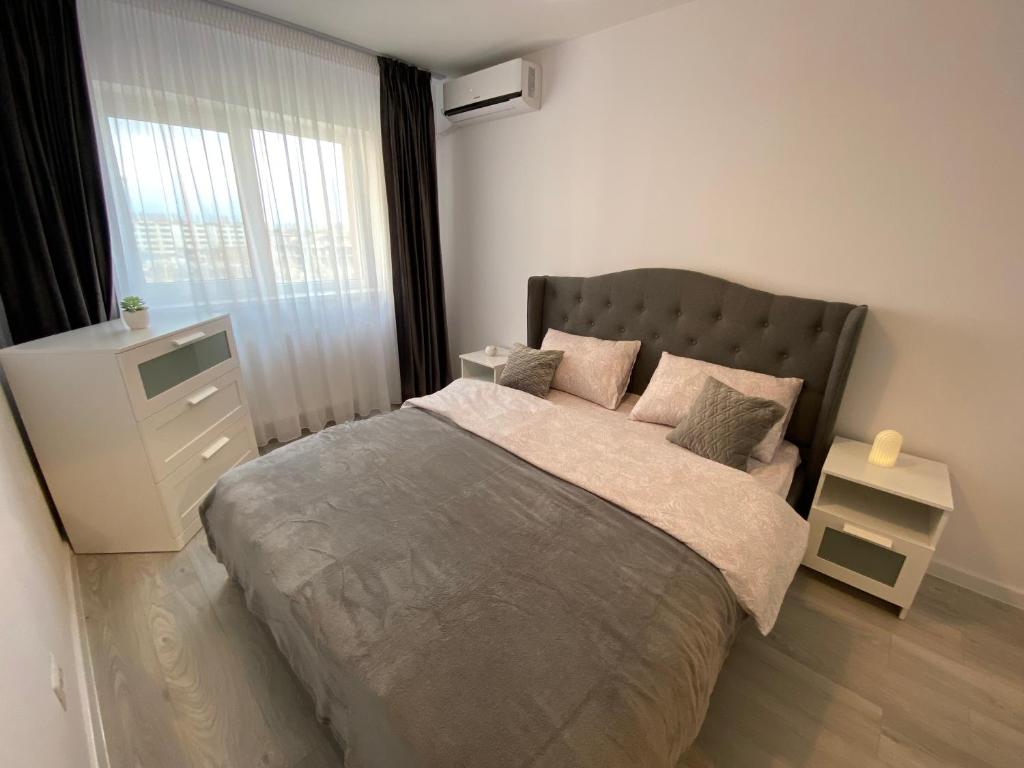 Zian Flat - Housity