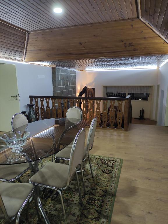 Kuchyň nebo kuchyňský kout v ubytování Casa do Lago da Quinta de Esteves