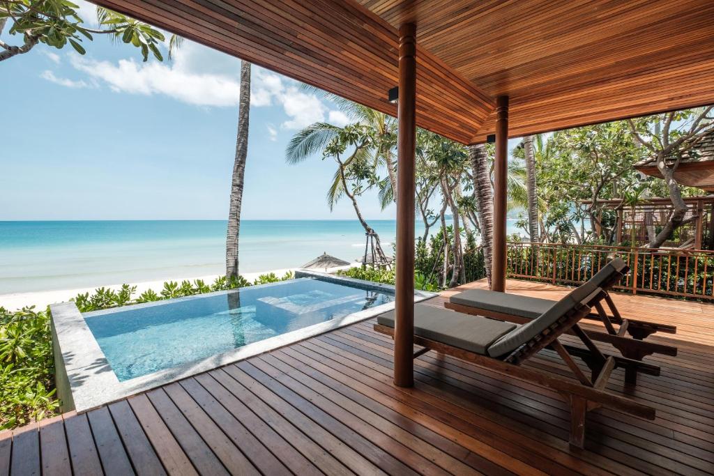 Banana Fan Sea Resort - Suite With Private Pool
