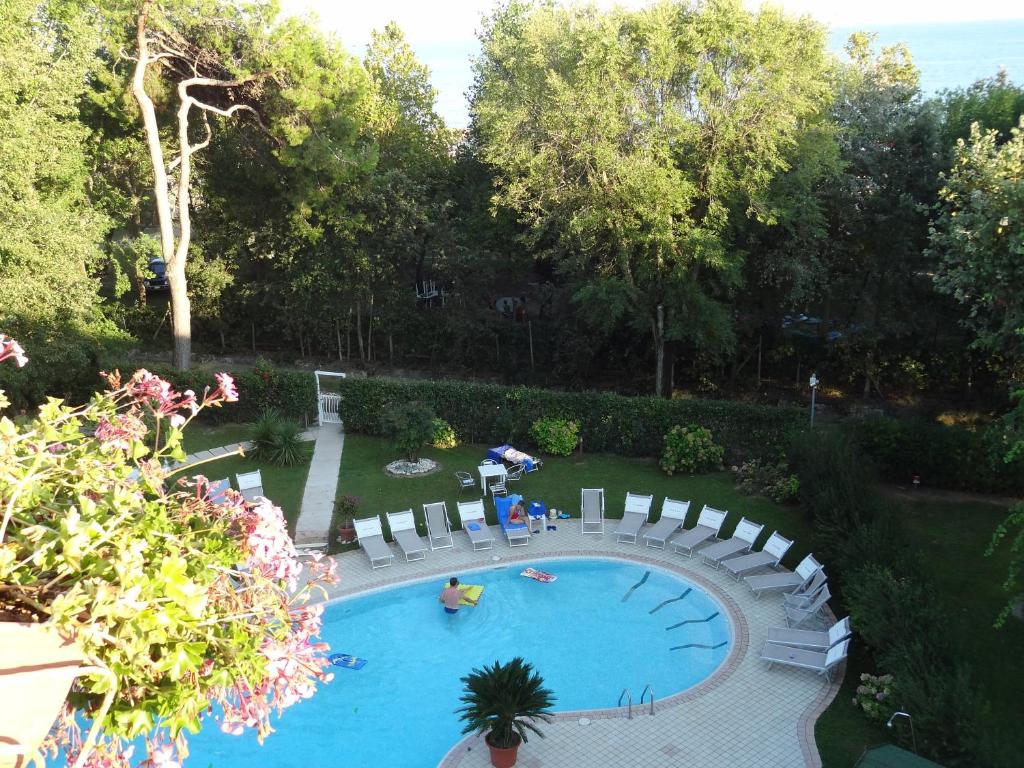 The swimming pool at or close to Hotel Playa Blanca