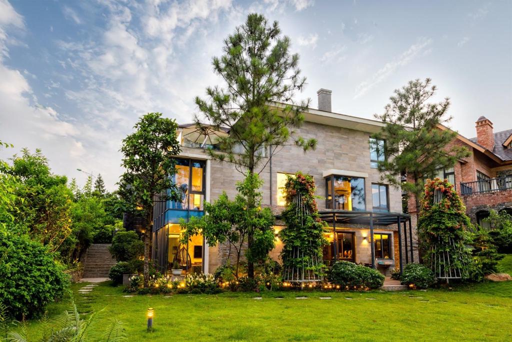 Z Villa Tam Đảo - Venue Travel