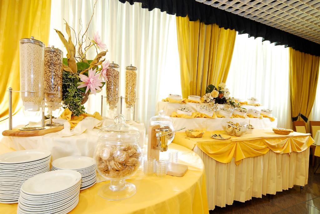 Hotel Maxim - Resim 19