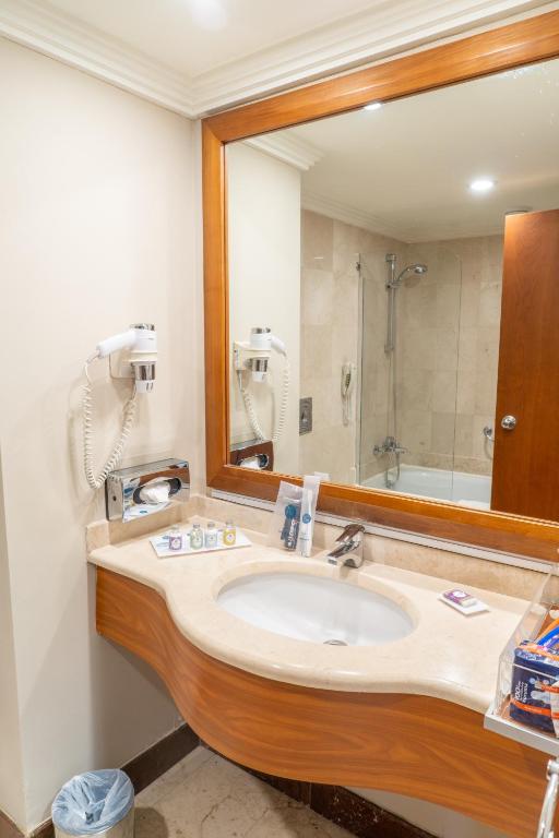 IC Hotels Airport - 7