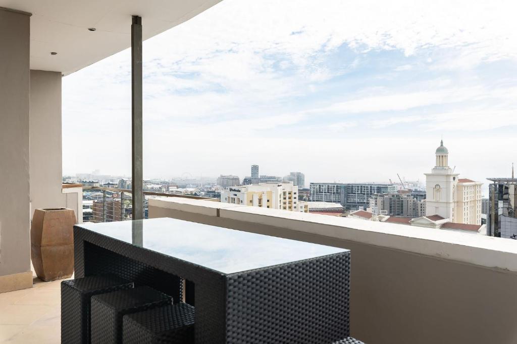 Icon Luxury Apartments - 