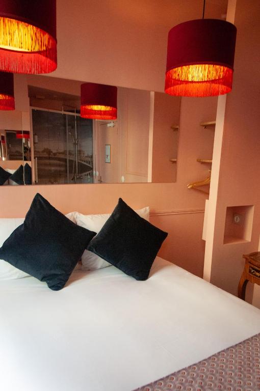 Hôtel Petit Saint-Honoré - Resim 14