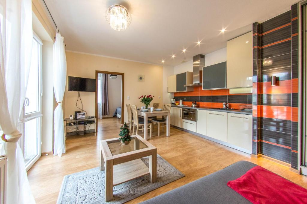 Apartamenty Izerskie - ul. Cicha 13D-E - 1
