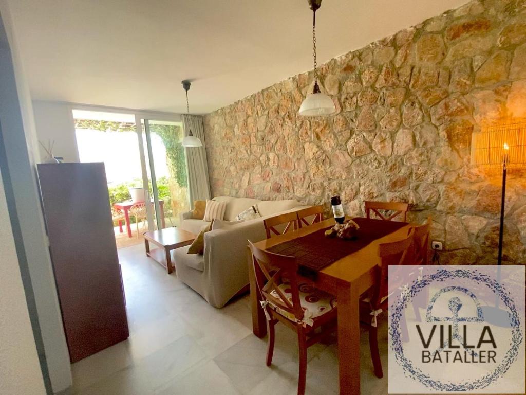 Posedenie v ubytovaní Villa Bataller I