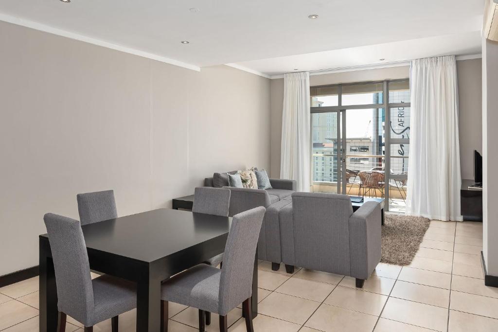 Icon Luxury Apartments - 