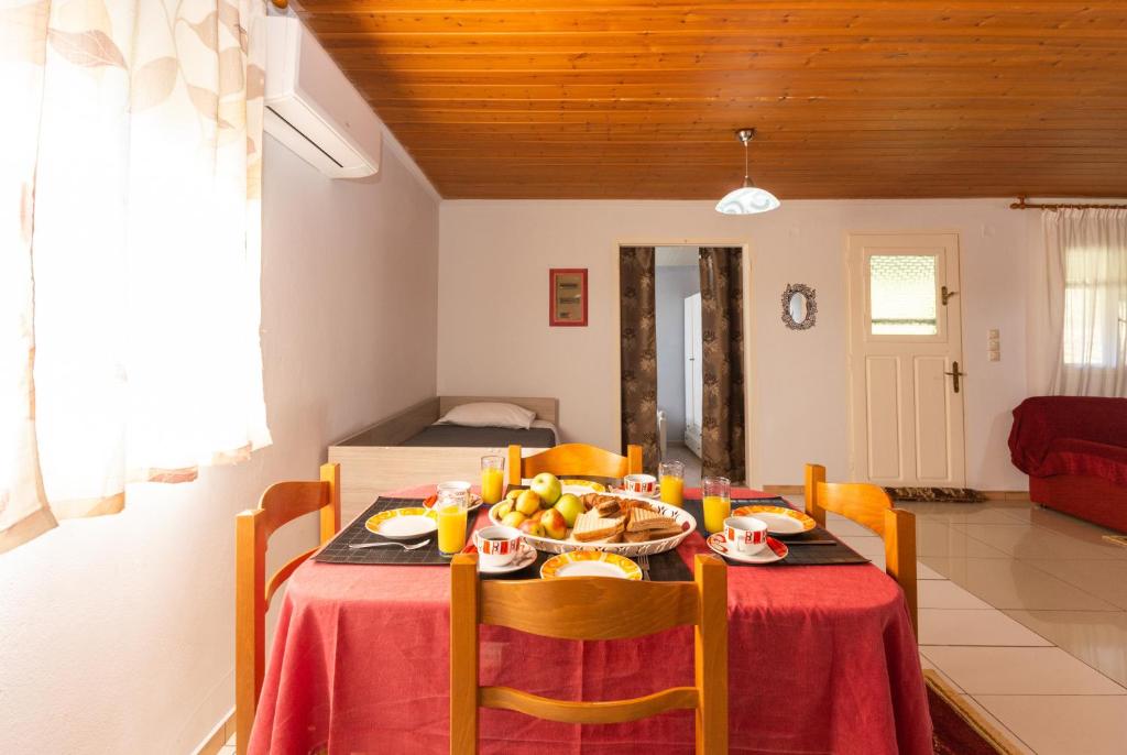 Jídlo v apartmánu nebo okolí