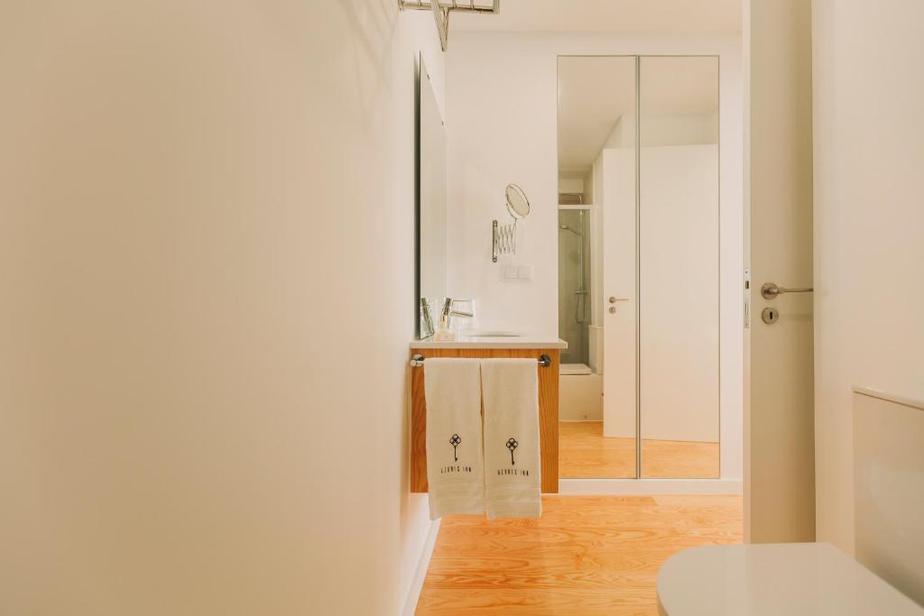 Azores Inn - Family Suites - 10