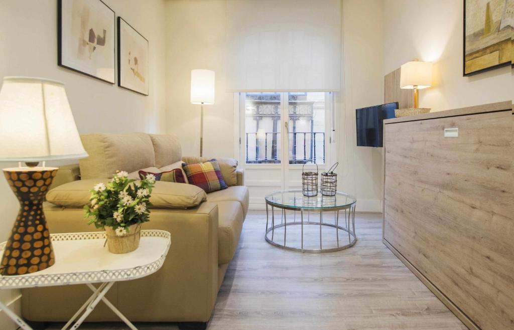 Apartamentos Abadía by Toledo AP - Apartment With Balcony