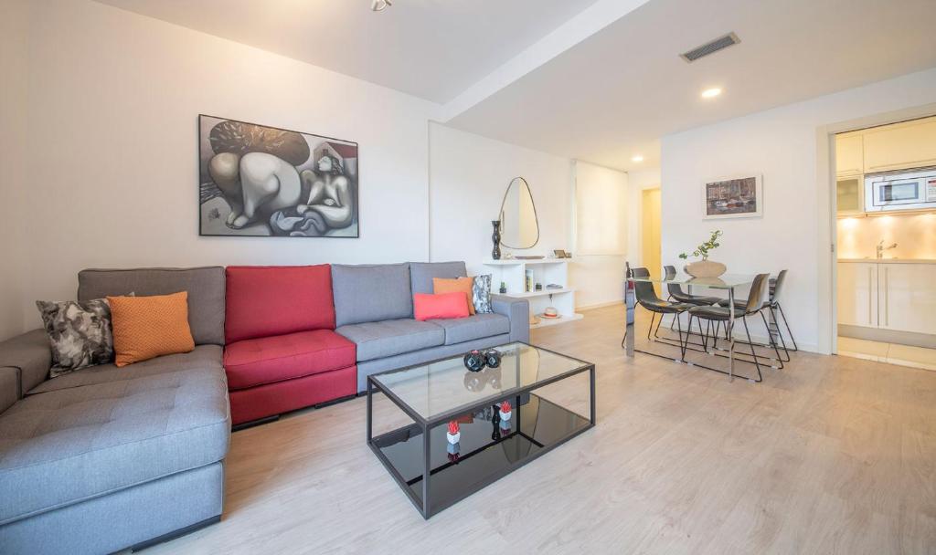 Apartment in Plaça Catalunya, ברצלונה – מחירים מעודכנים לשנת 2022