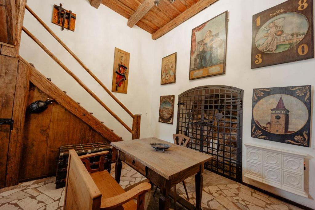 Foto dalla galleria di Věž Jičín - Romantika pro 2 a Jičín