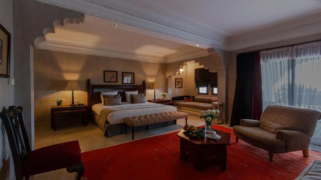 Postel nebo postele na pokoji v ubytování Le Riad Villa Blanche