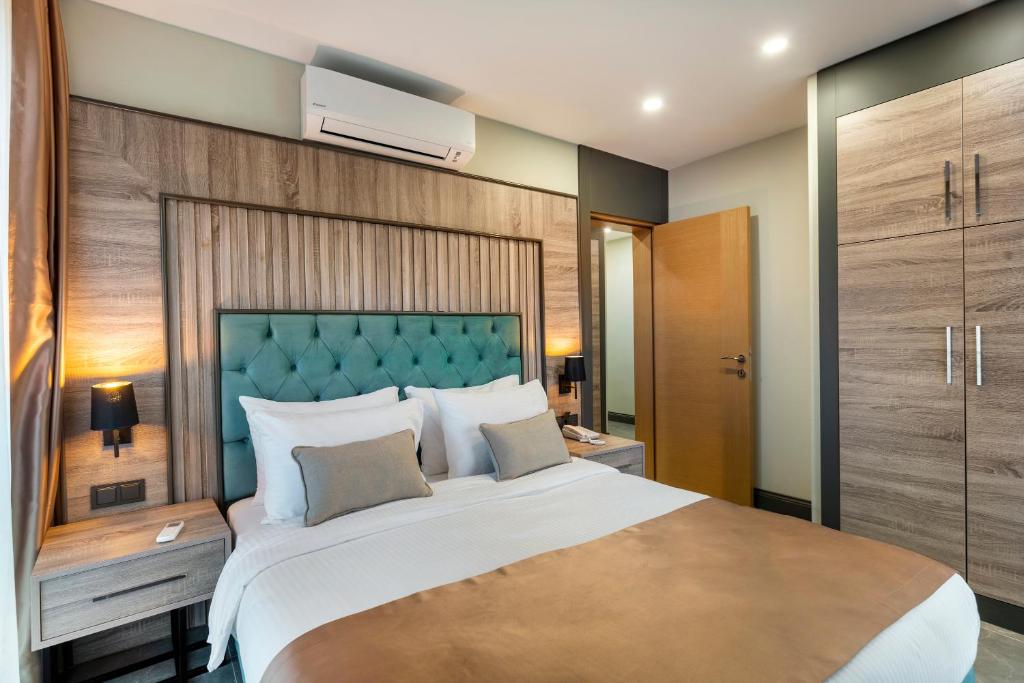 RODINN Park Hotel - 19