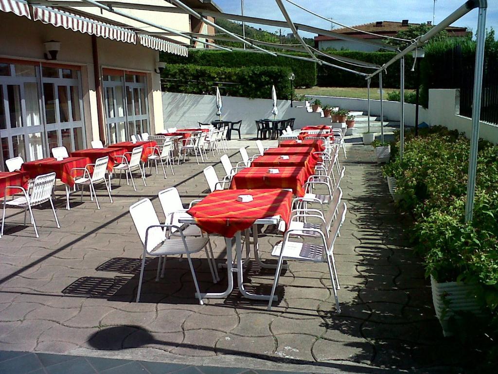 Restaurace v ubytování Hotel Svizzero