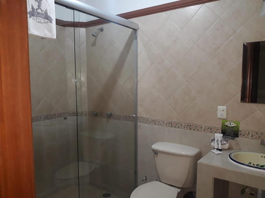 Koupelna v ubytování Hotel el Leñador