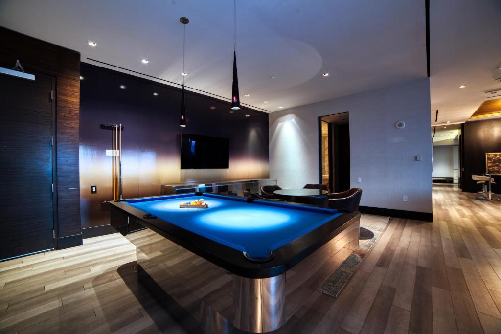 VIP LAS VEGAS PENTHOUSE - Housity