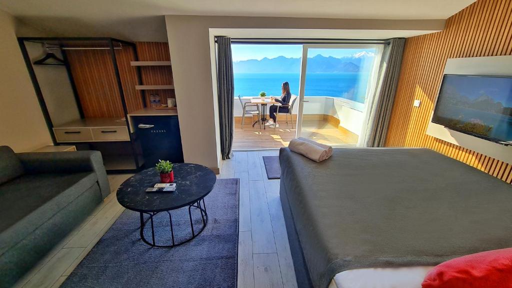 Letstay Panorama Suites - 8