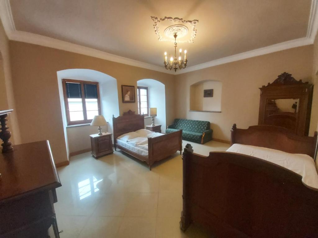 Pałac Książęcy we Wleniu - Habitación Cuádruple Con Baño Privado