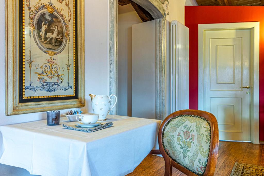 Fotografia z galérie ubytovania B&B Alla Loggia dell'Imperatore v destinácii Levico Terme