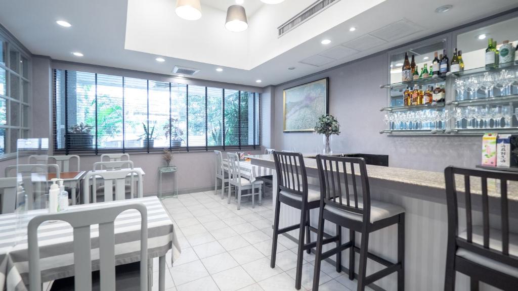 Yellow Ribbon Hills Boutique Suites - Resim 12