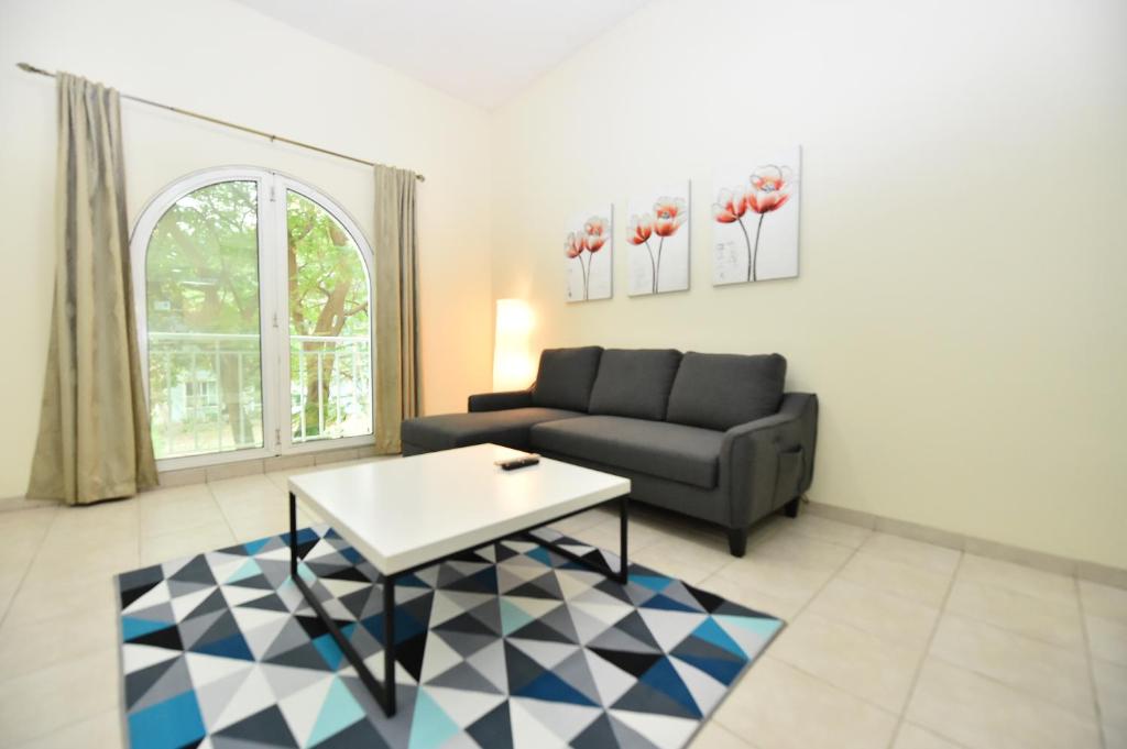 Apartment PROMO RATE!!! Large Spacious 1Bed for rent with garden view