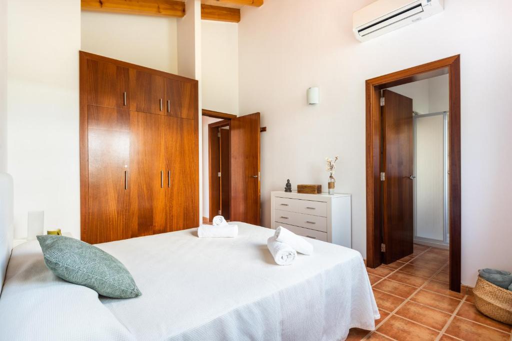 Postel nebo postele na pokoji v ubytování Villa Ses 5 Claus