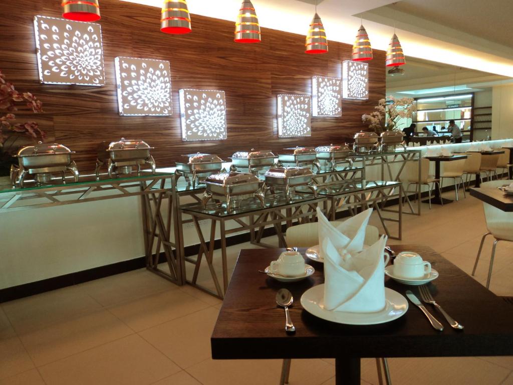 Restaurace v ubytování My Inn Hotel Lahad Datu, Sabah