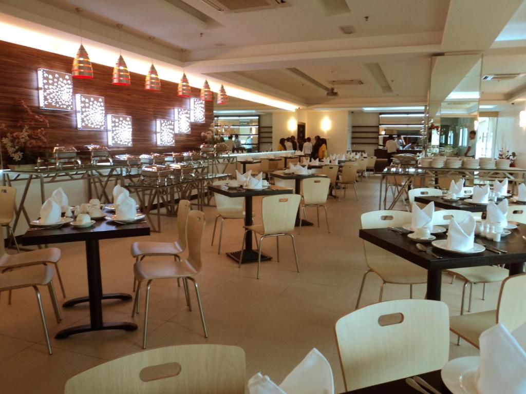 Restaurace v ubytování My Inn Hotel Lahad Datu, Sabah