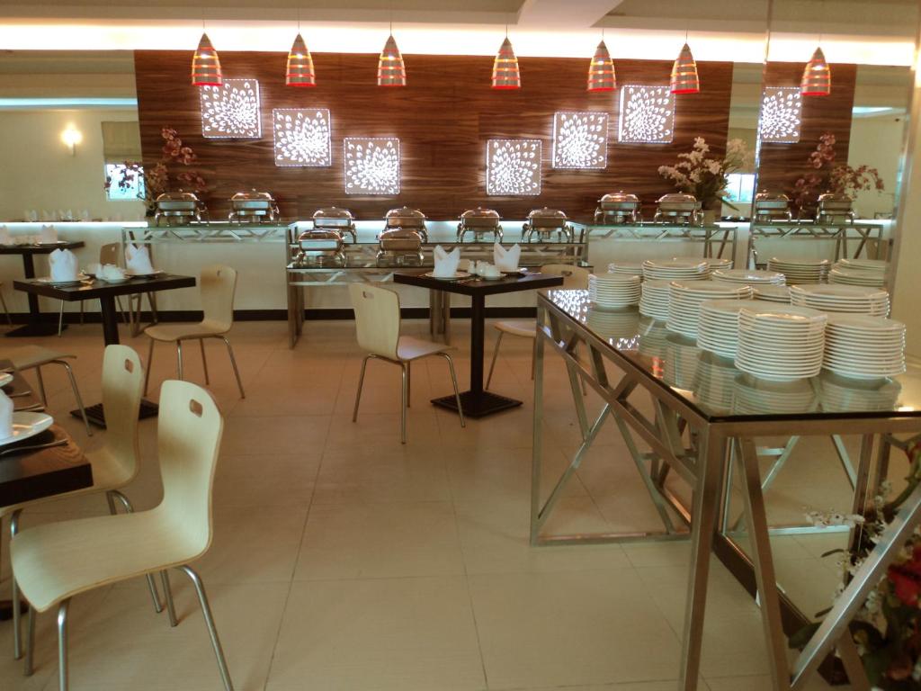 Restaurace v ubytování My Inn Hotel Lahad Datu, Sabah