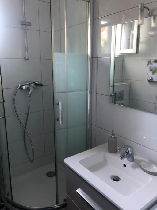 Super appartement proche Paris - One-Bedroom Apartment