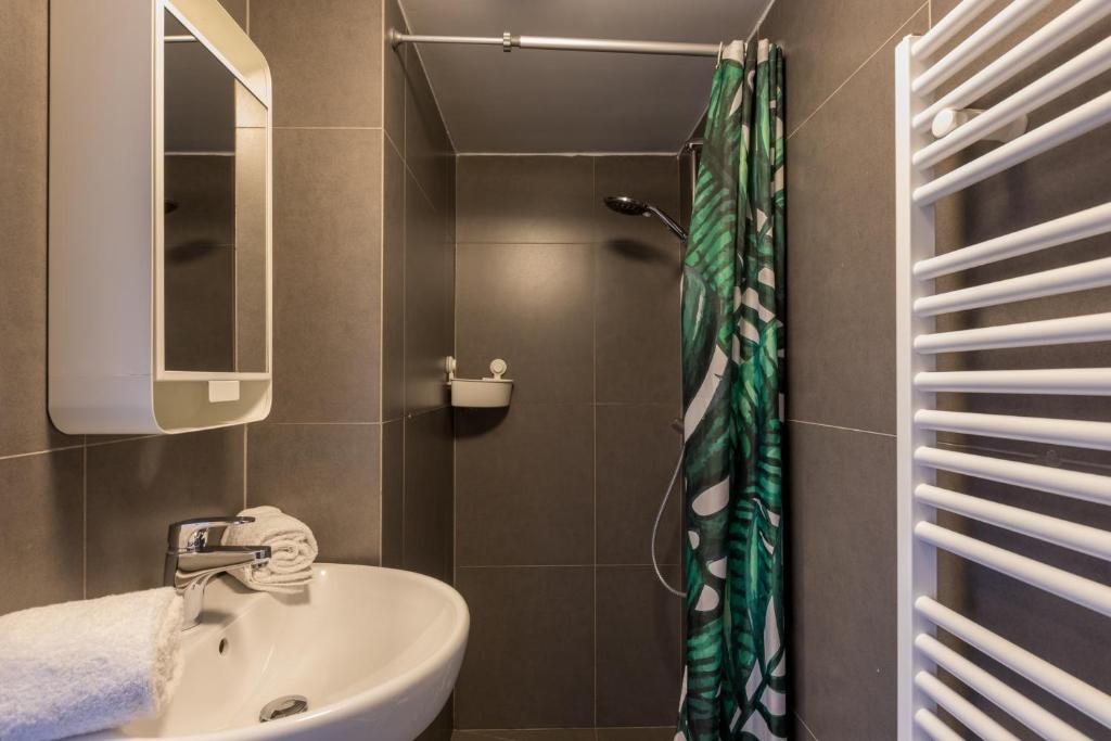 Koupelna v ubytování Welcome in - Lepelblad 7, Nieuwvliet