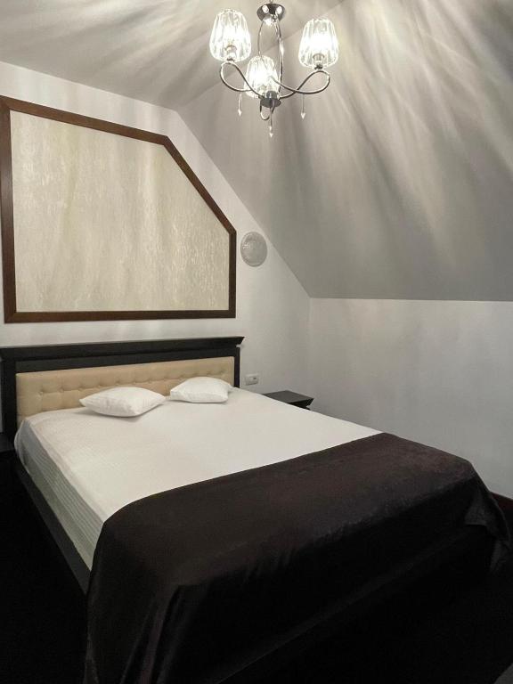 PENSIUNE RESTAURANT CAPRA NEAGRA - Suite With Spa Bath