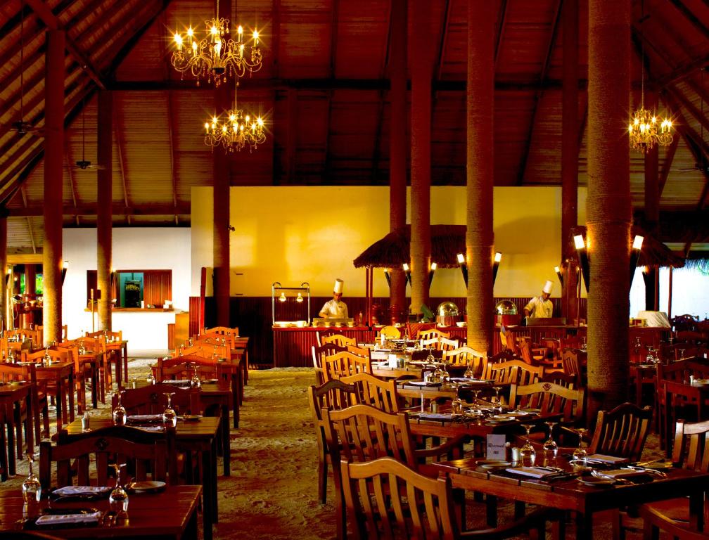 Medhufushi Island Resort - View 4
