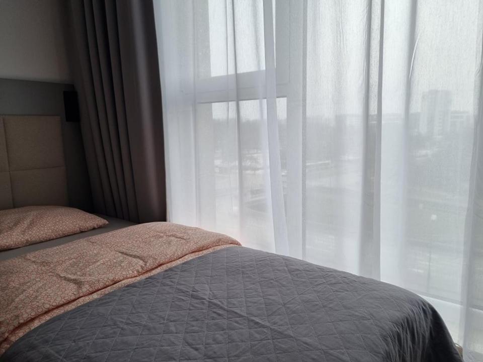 Posteľ alebo postele v izbe v ubytovaní Apartament Wolska Warszawa blisko centrum WiFi, AC, parking, Apartment in Warsaw very close to the center